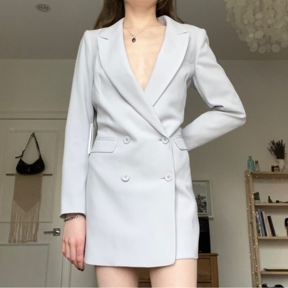 Aritzia Babaton Amell Blazer Dress Silver Grey Women’s Structured Mini Dress Chi
